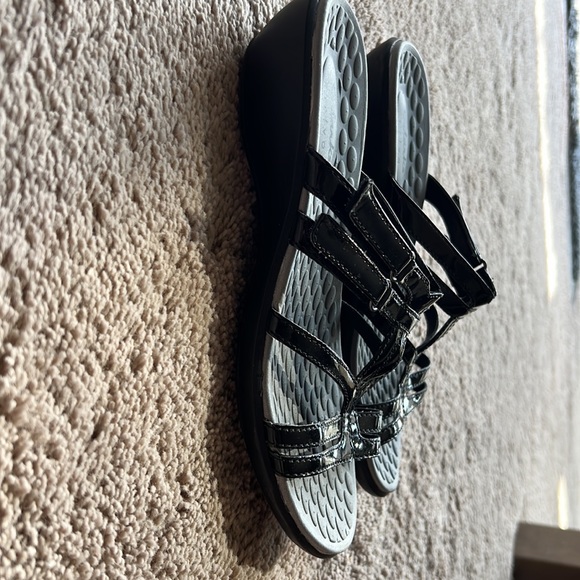 Clarks Sandals - Picture 4 of 5